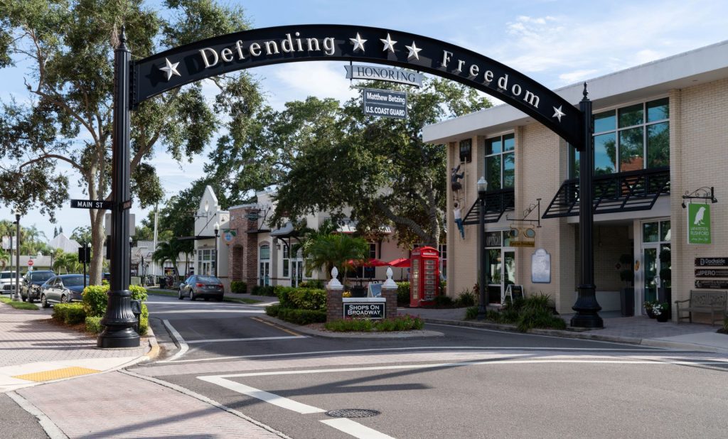 A welcoming entrance to one of Florida’s most unique towns.